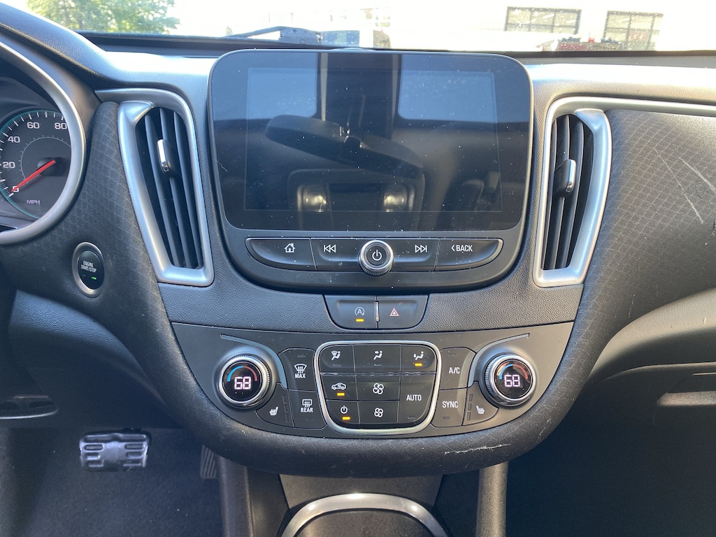 Used 2022 Chevrolet Malibu LT Sedan