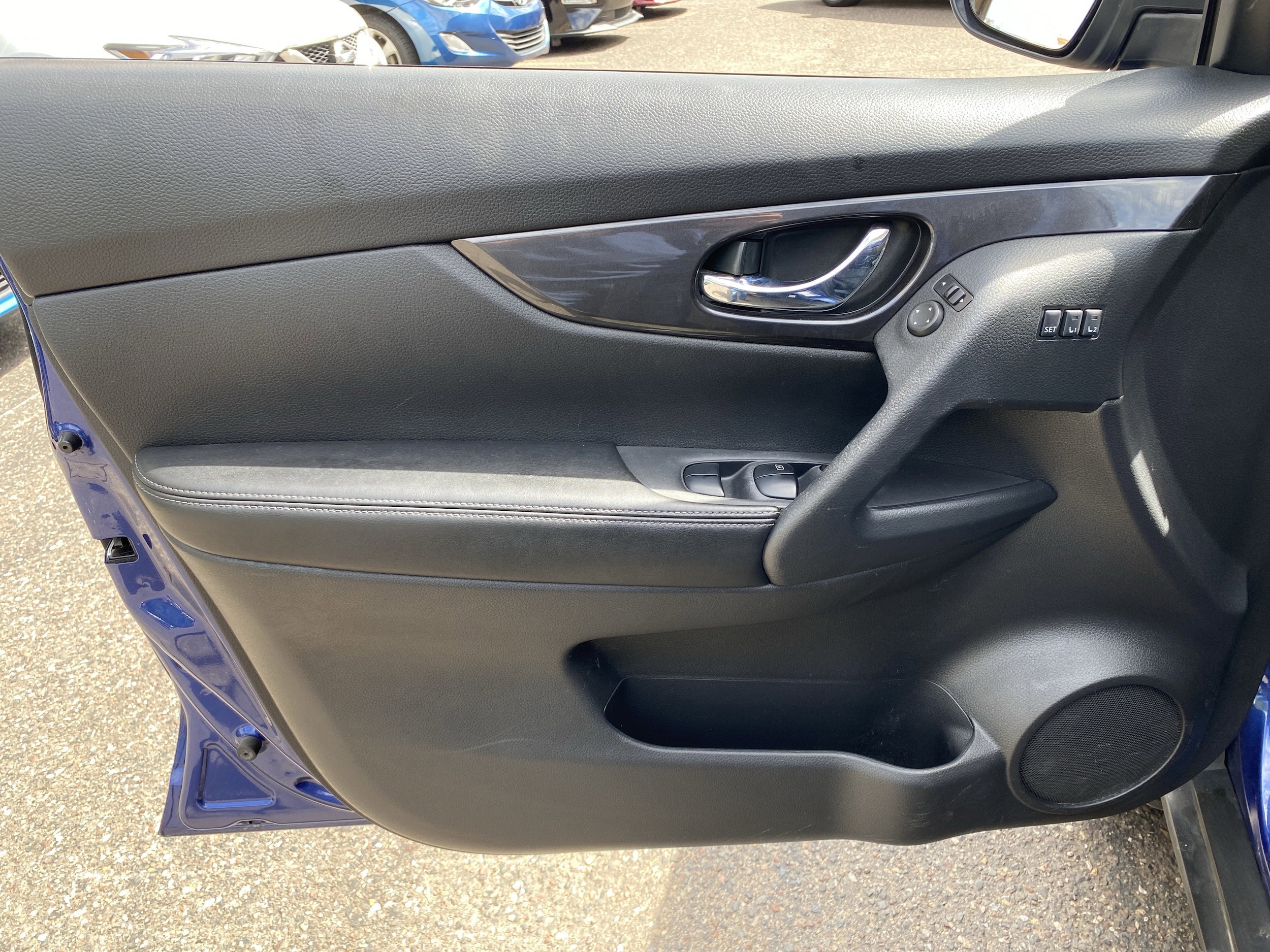 2020 Nissan Rogue SV - Photo 9