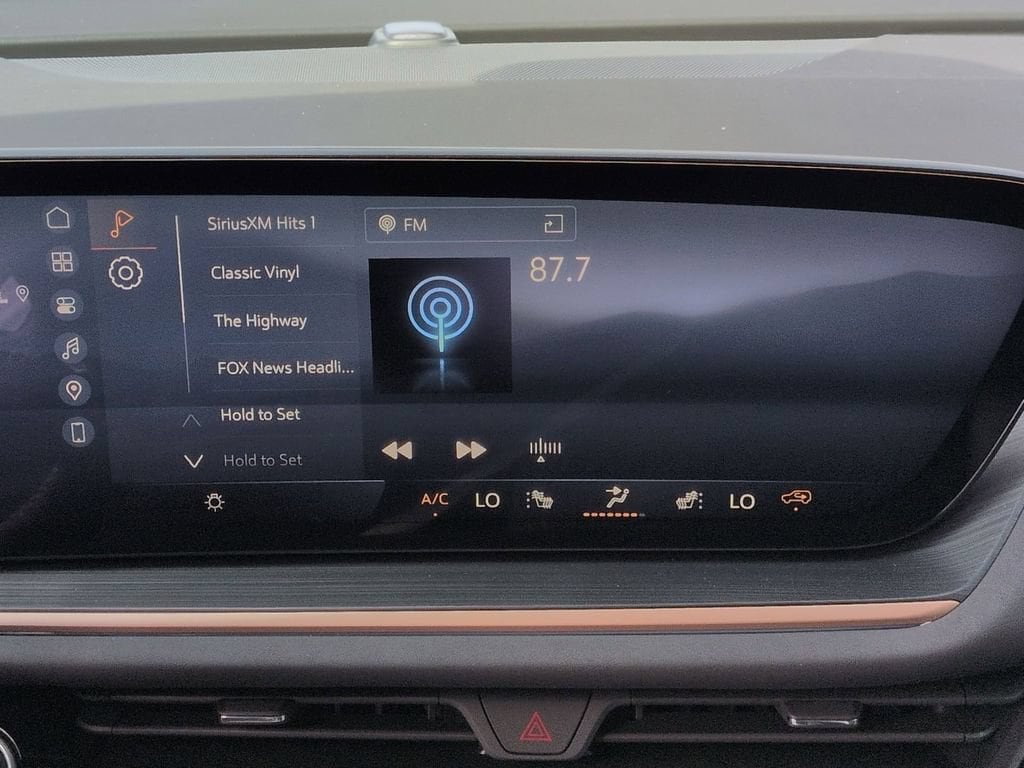 2026 Buick Envision Sport Touring - Photo 11