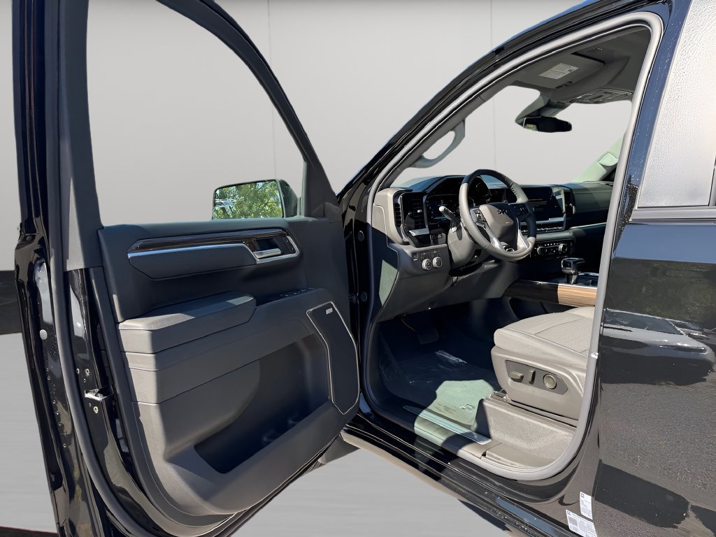 2026 Chevrolet Silverado 1500 RST - Photo 18