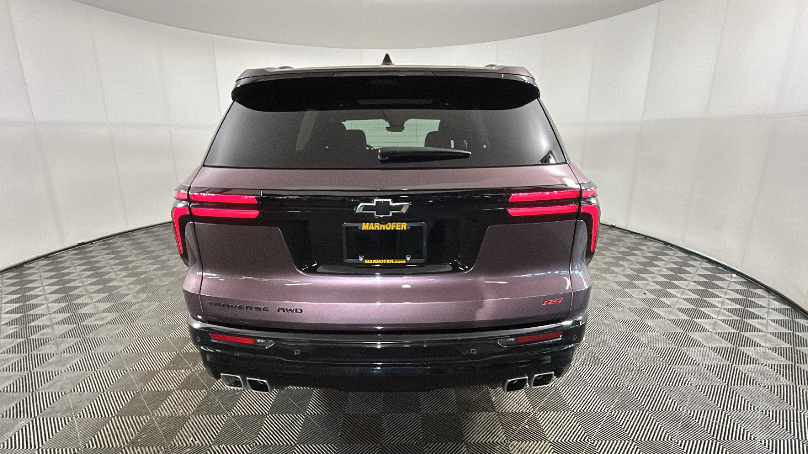 Used 2025 Chevrolet Traverse RS SUV