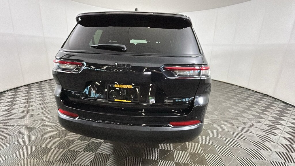 Used 2023 Jeep Grand Cherokee L Altitude SUV