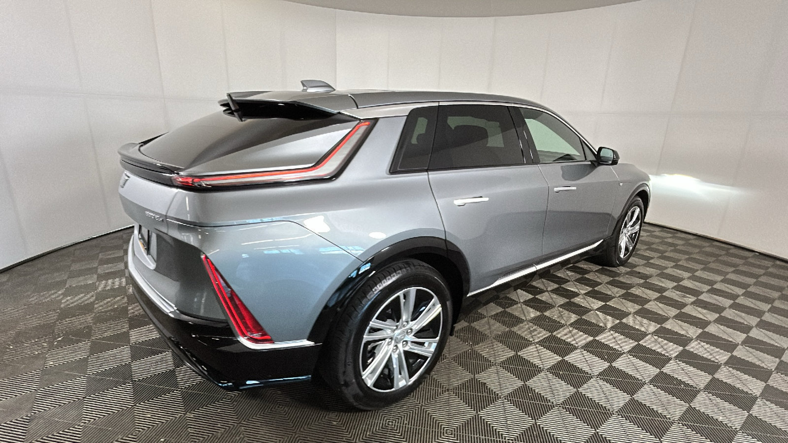 Used 2024 CADILLAC LYRIQ Tech SUV