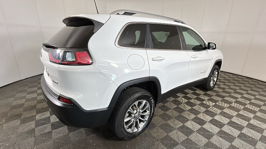Used 2019 Jeep Cherokee Latitude Plus SUV