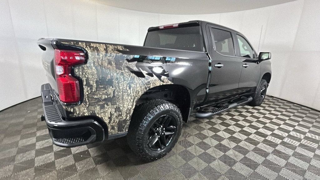 Used 2022 Chevrolet Silverado 1500 Custom Trail Boss Truck Crew Cab