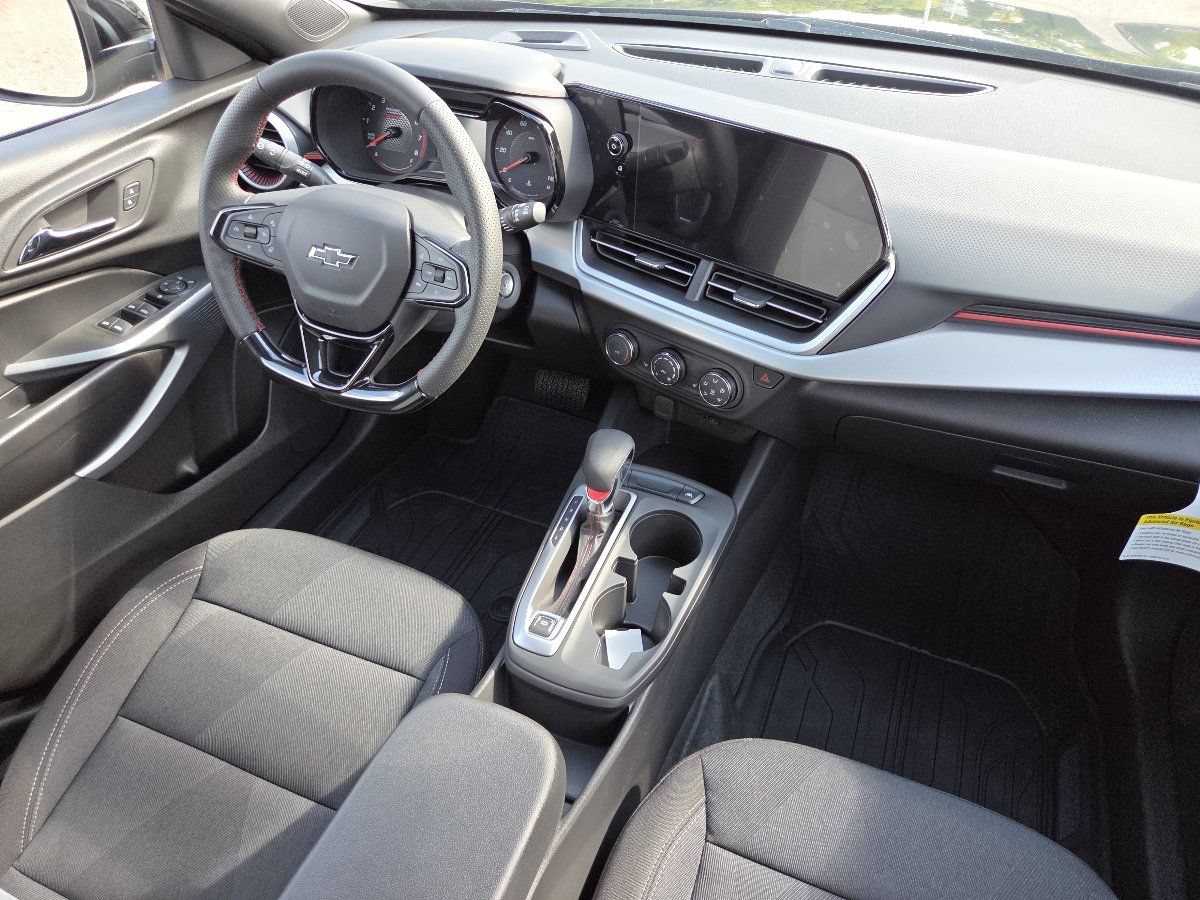 2026 Chevrolet Trax RS - Photo 24