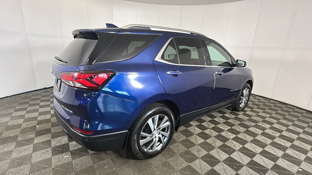 Used 2022 Chevrolet Equinox Premier SUV