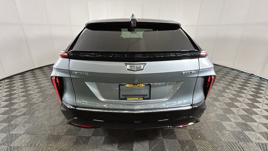 Used 2024 CADILLAC LYRIQ Tech SUV