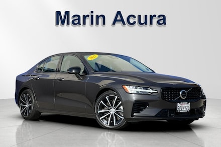 2023 Volvo S60 Recharge Plug-In Hybrid Plus Dark T8 eAWD PHEV Plus Dark Theme