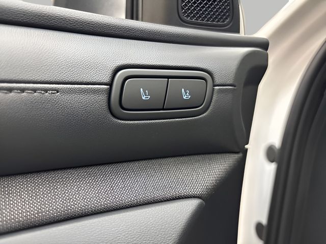 2026 Hyundai Santa Cruz Limited - Photo 40