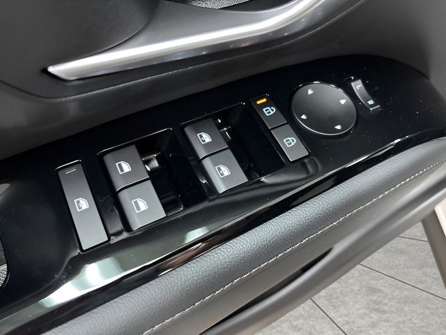 2026 Hyundai Santa Cruz Limited - Photo 14
