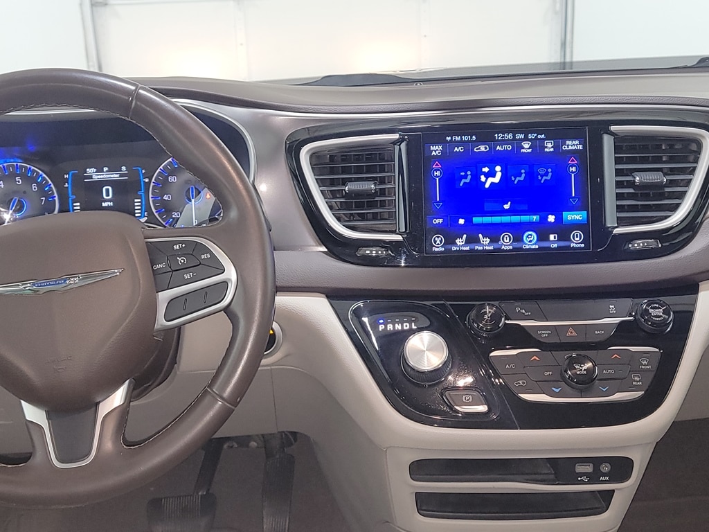 2017 Chrysler Pacifica Touring-L - Photo 15