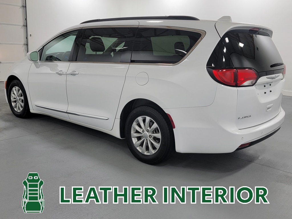 2017 Chrysler Pacifica Touring-L - Photo 6