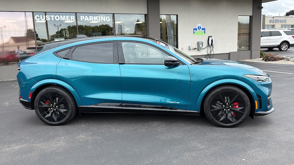New 2026 Ford Mustang Mach-E GT CROSSOVERS