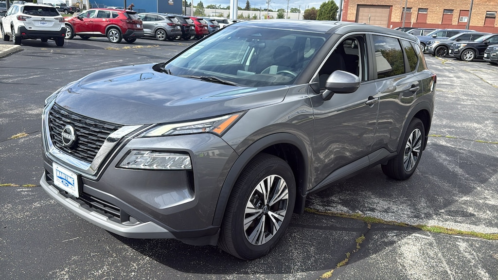 Used 2022 Nissan Rogue SV SUV