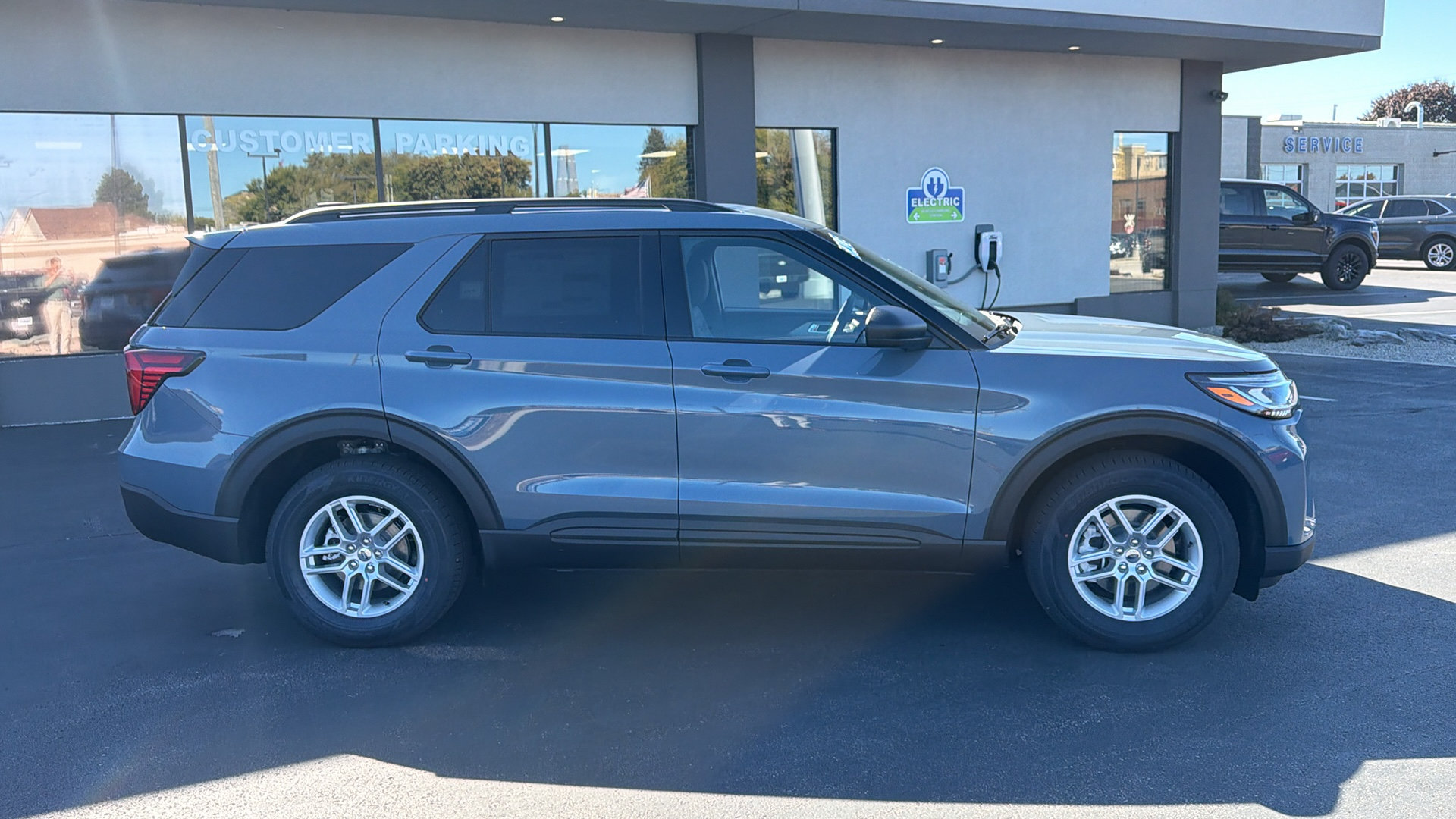 New 2027 Ford Explorer Active SUV