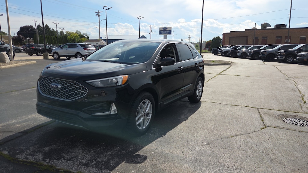 Used 2023 Ford Edge SEL SUV