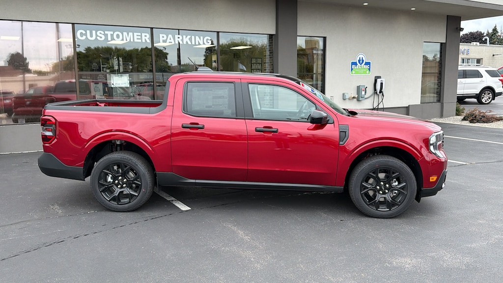 New 2026 Ford Maverick XLT Truck SuperCrew