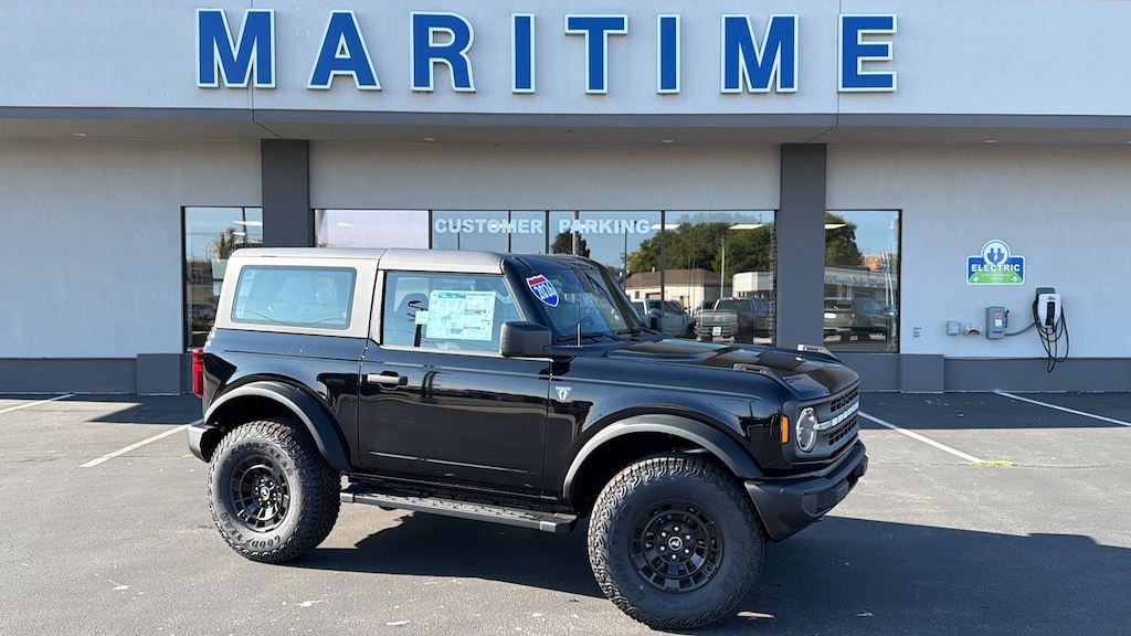 New 2026 Ford Bronco Base SUV