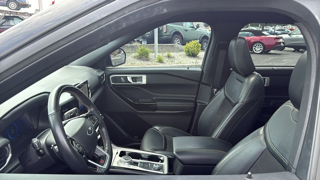 Used 2022 Ford Explorer ST SUV