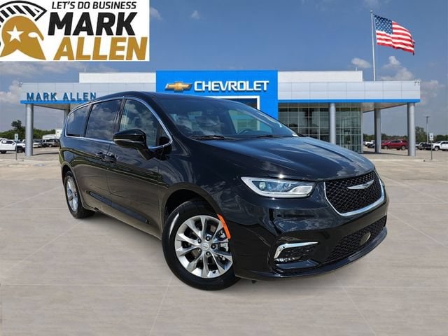 2026 Chrysler Pacifica