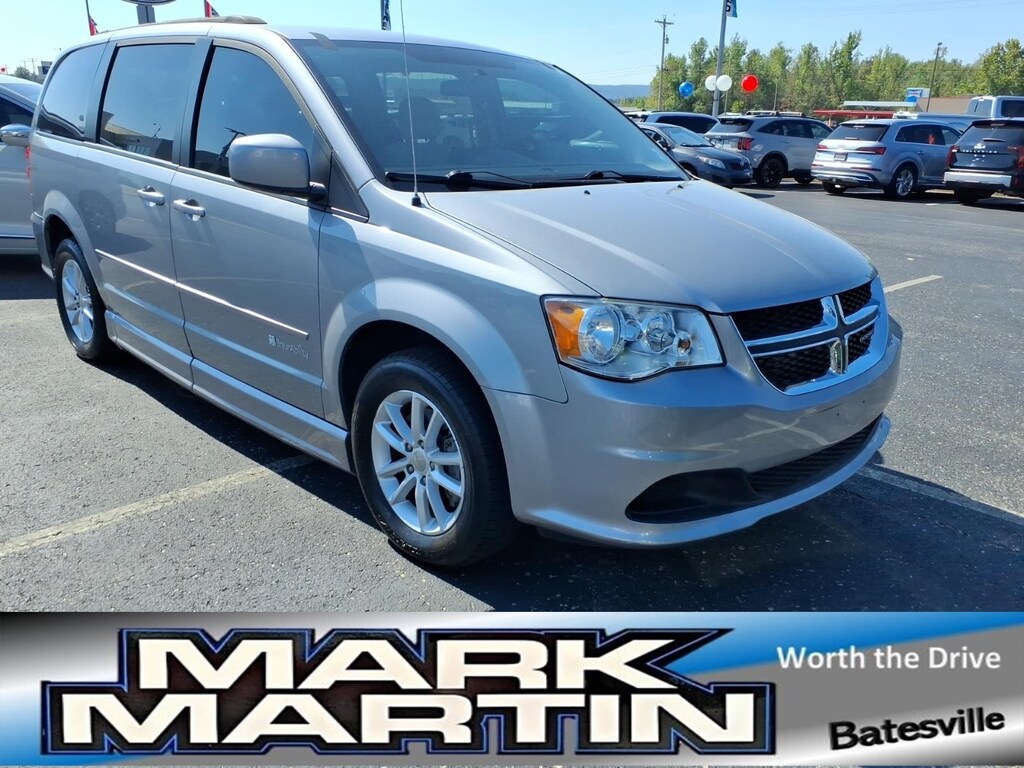 Used 2015 Dodge Grand Caravan SXT Passenger Van