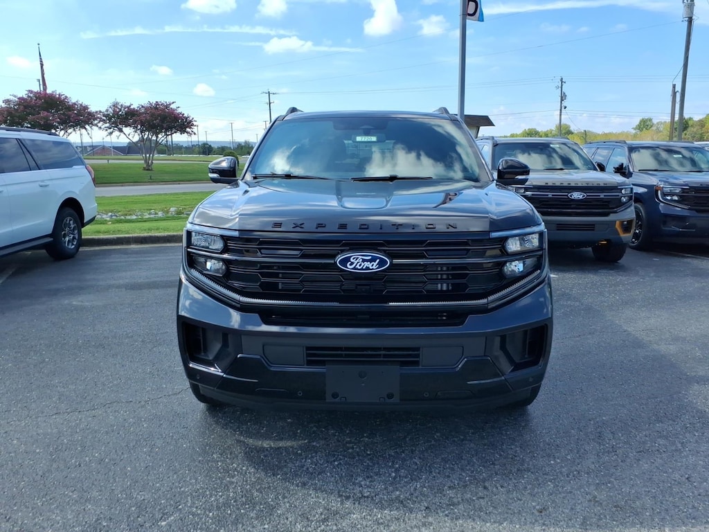New 2027 Ford Expedition Platinum SUV