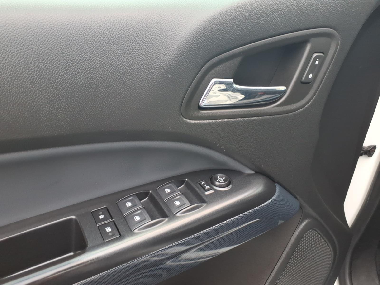 2022 Chevrolet Colorado Z71 - Photo 12