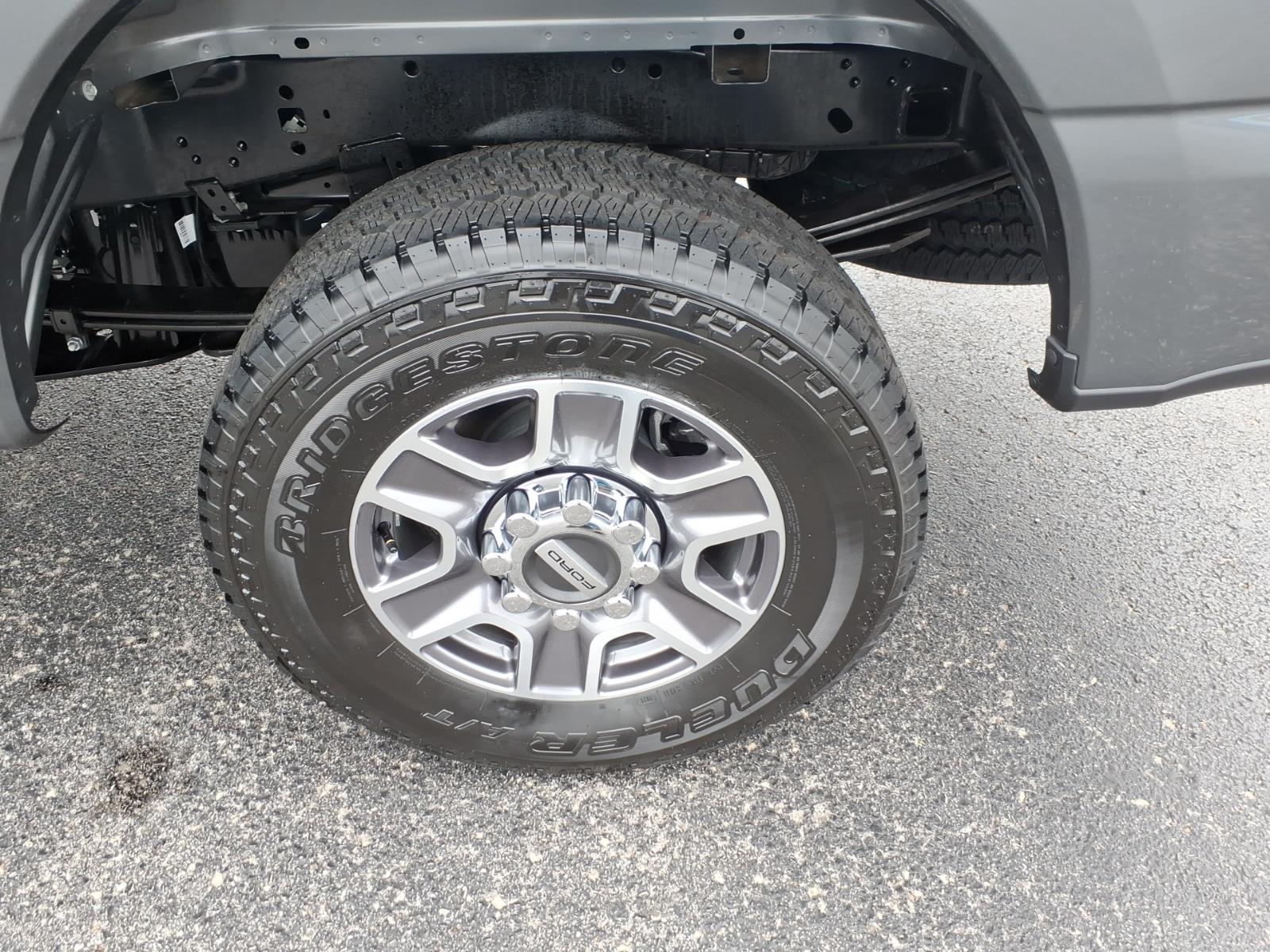 2026 Ford F-250 Super Duty Lariat - Photo 6