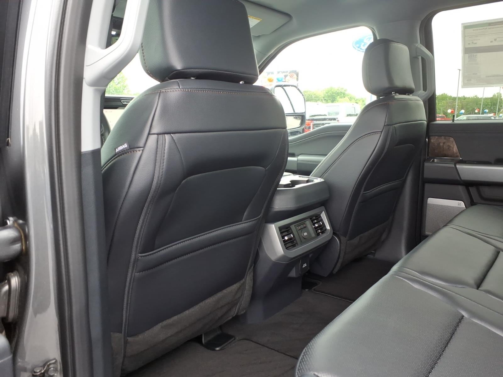 2026 Ford F-250 Super Duty Lariat - Photo 10
