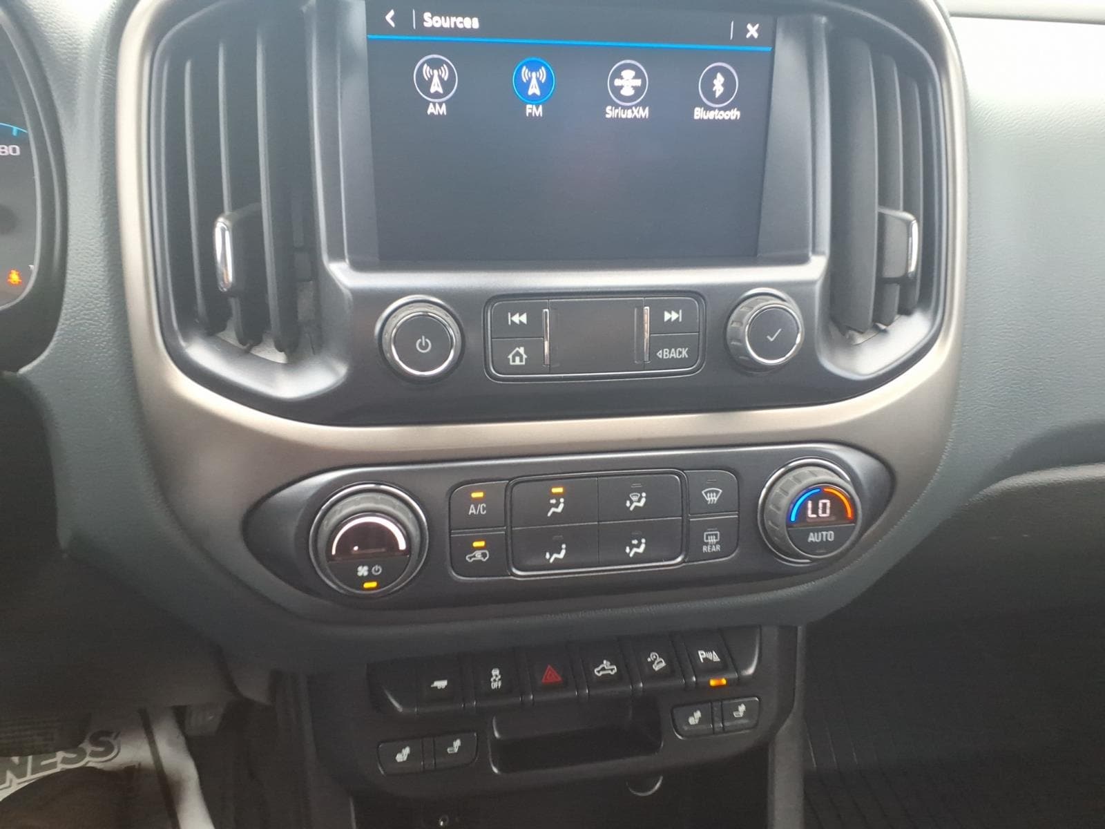 2022 Chevrolet Colorado Z71 - Photo 17