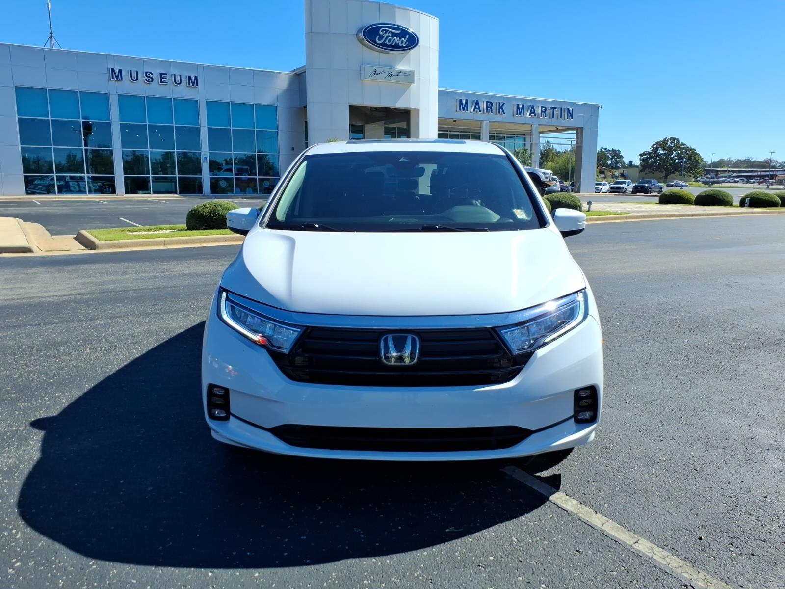 Used 2024 Honda Odyssey EX-L Passenger Van