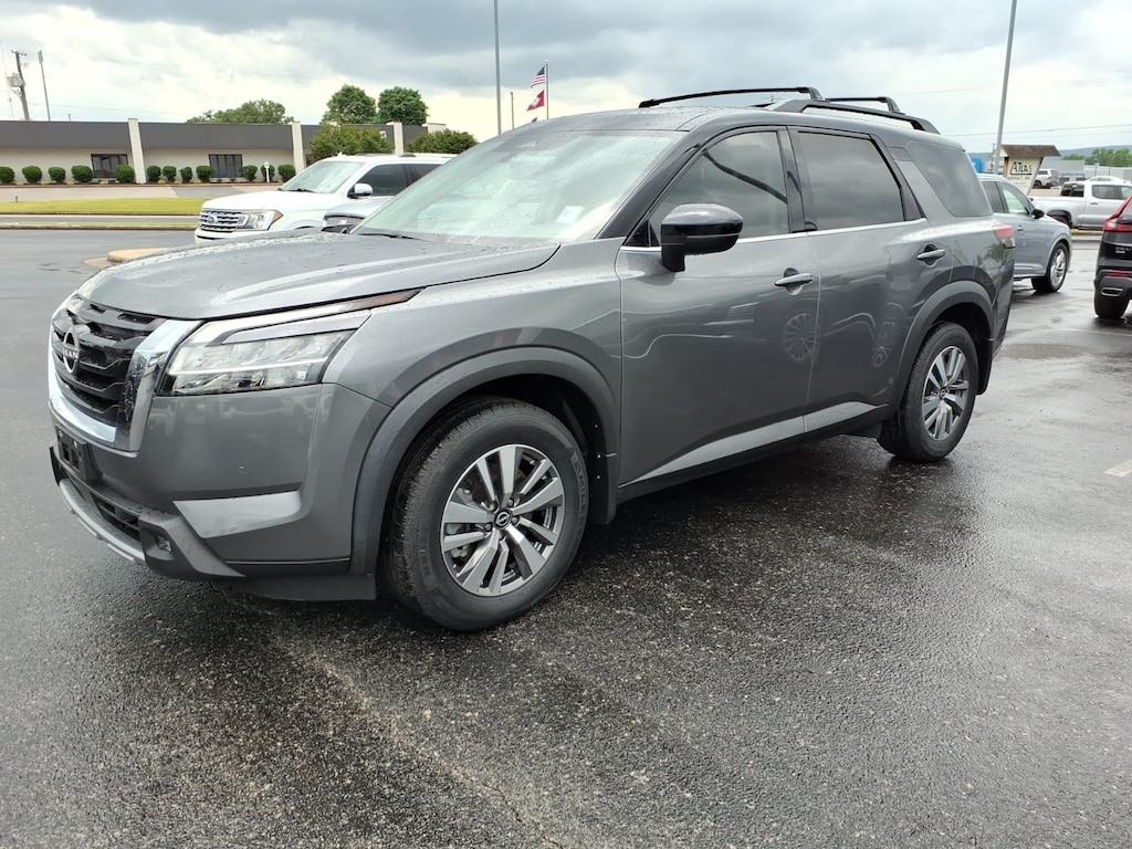 Used 2022 Nissan Pathfinder SL SUV