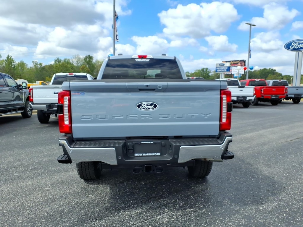 New 2027 Ford F-250 Truck Crew Cab