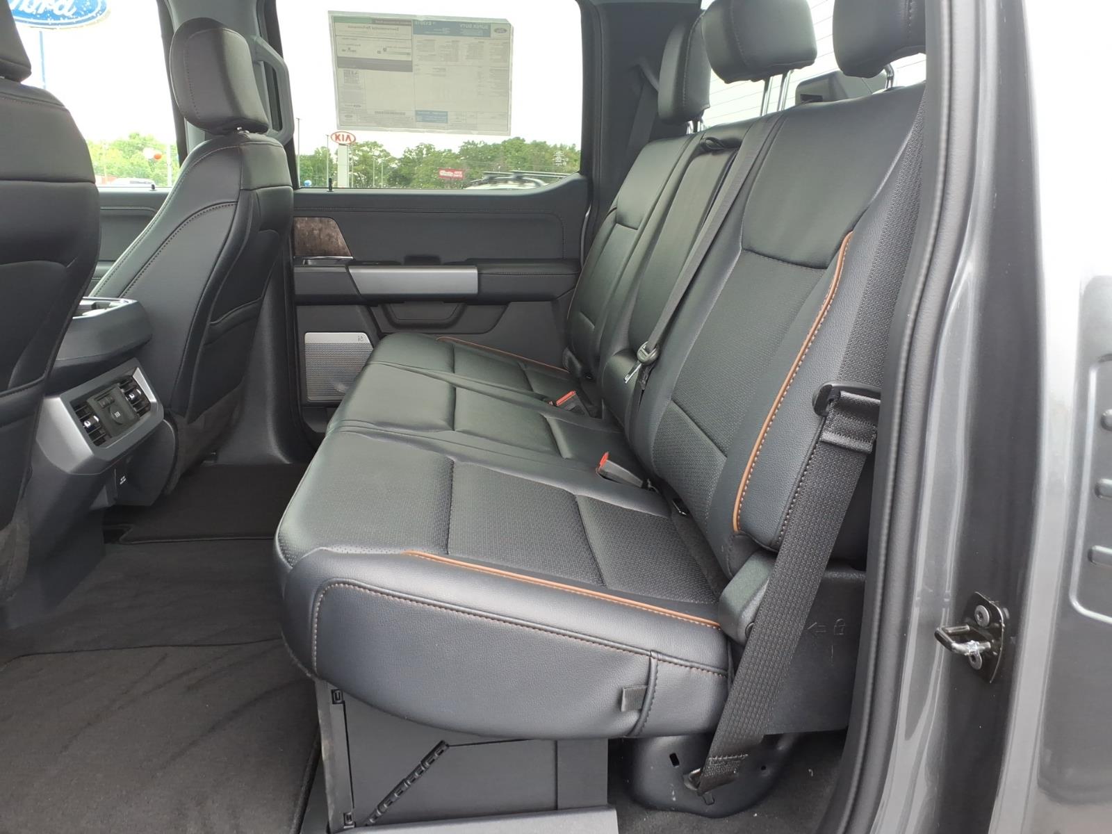 2026 Ford F-250 Super Duty Lariat - Photo 9