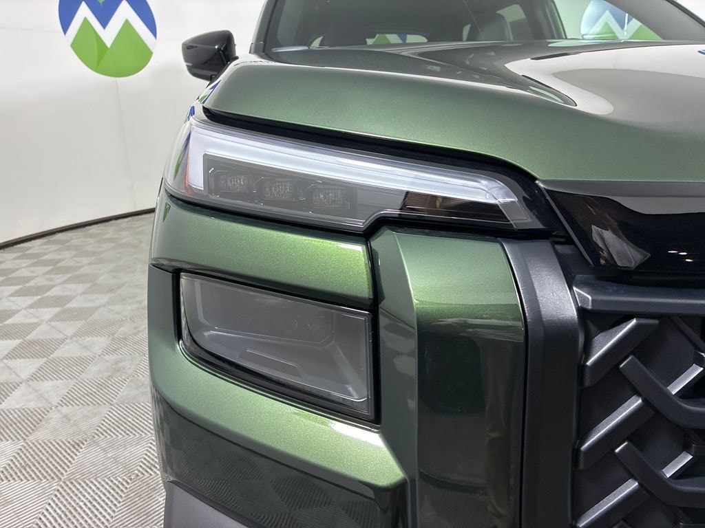 New 2026 Subaru Outback Touring XT SUV