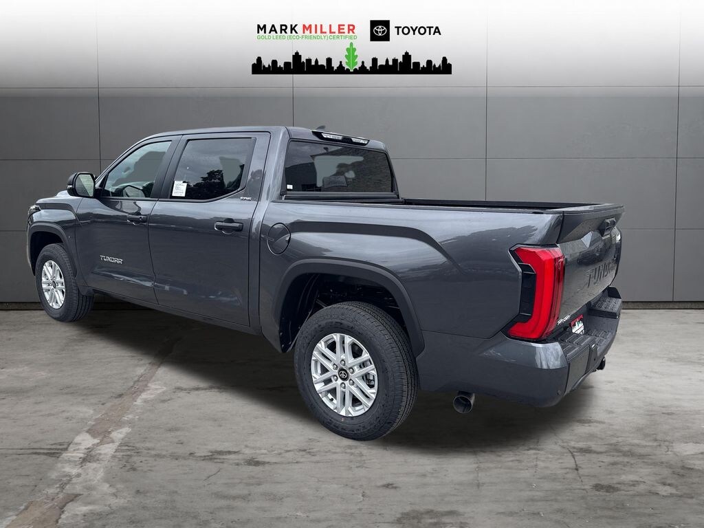 New 2026 Toyota Tundra SR5 SR5 CREWMAX 5.5