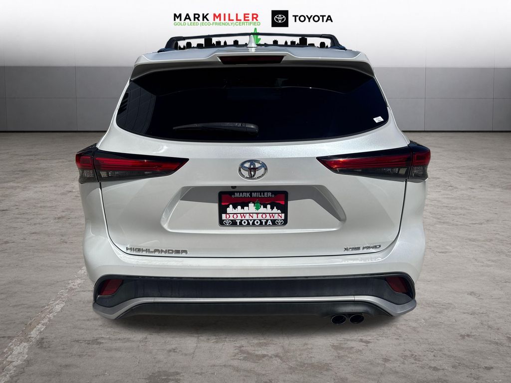 Used 2022 Toyota Highlander XSE SUV