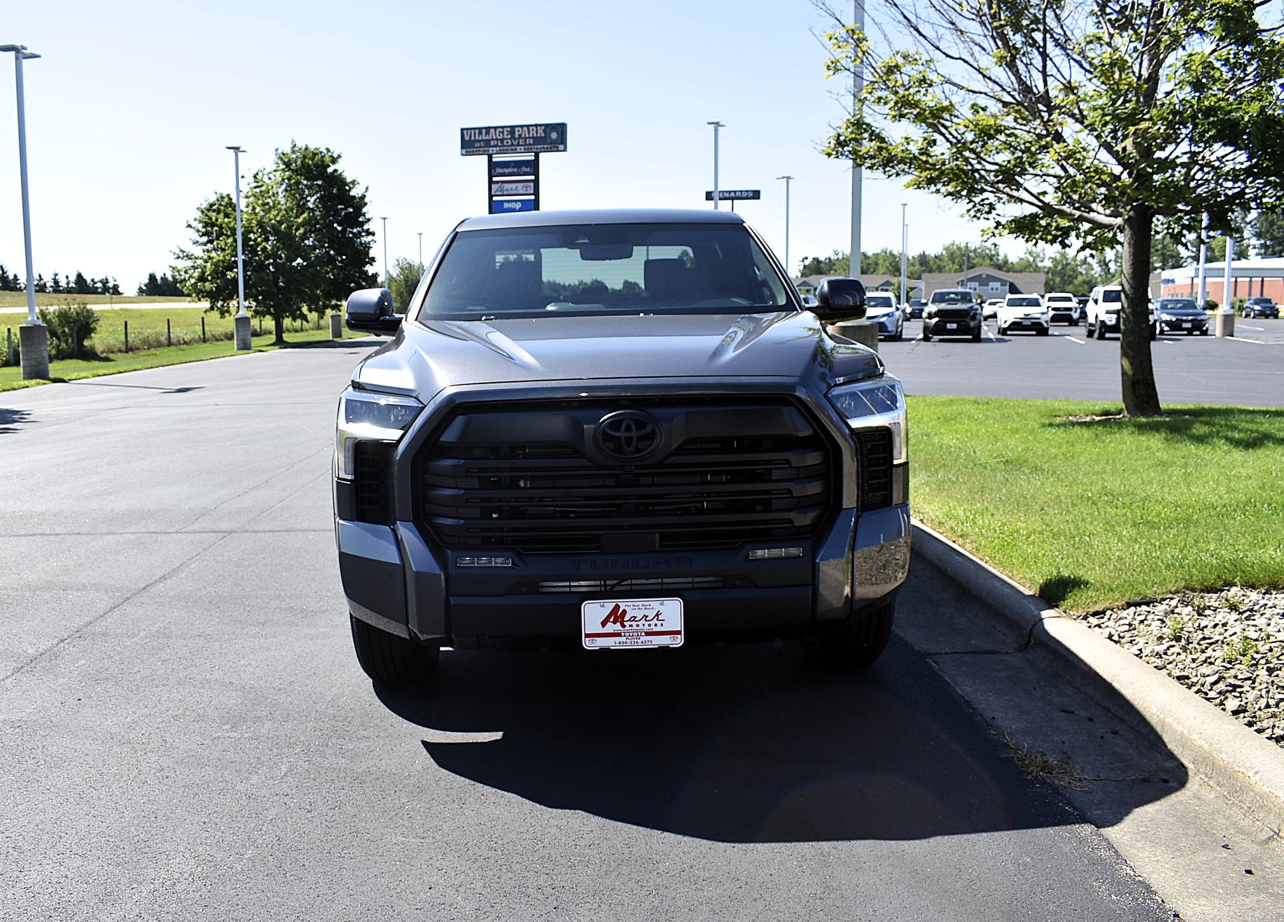 2026 Toyota Tundra SR5 - Photo 6