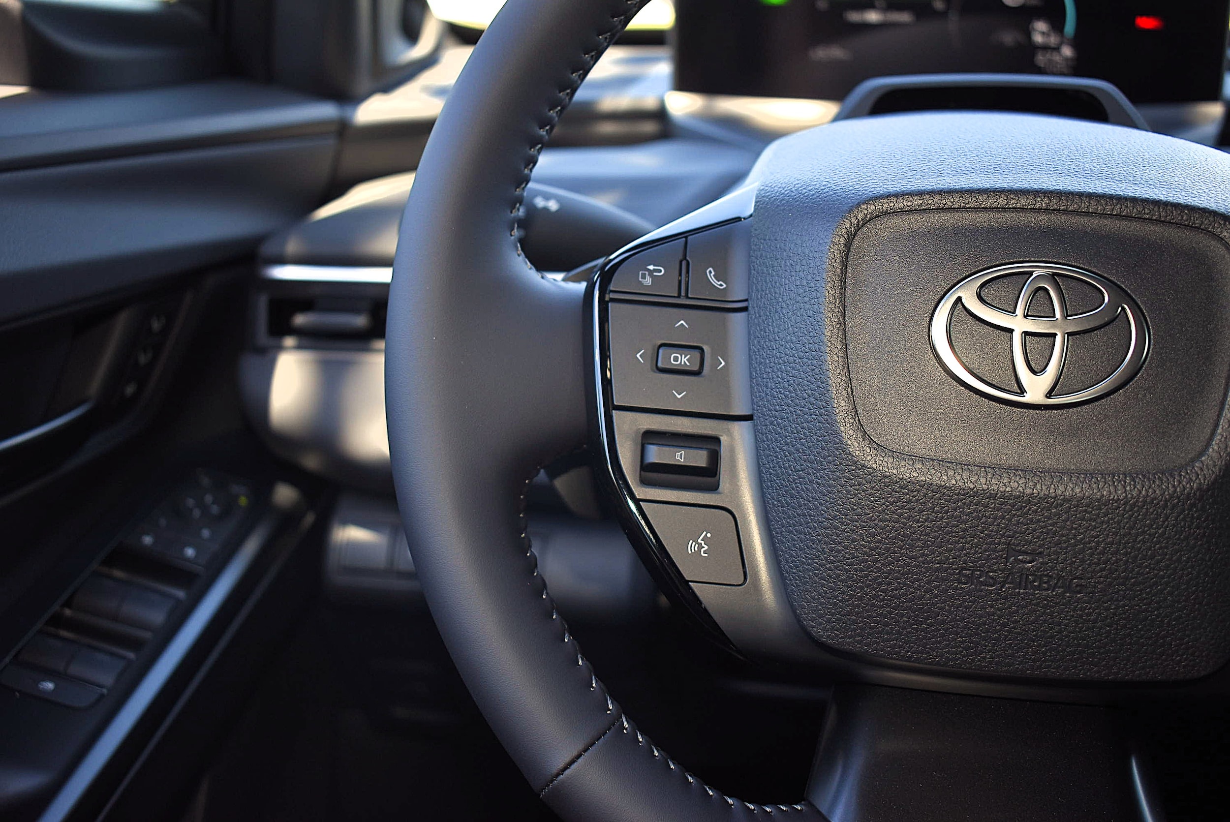 2026 Toyota C-HR XSE - Photo 15