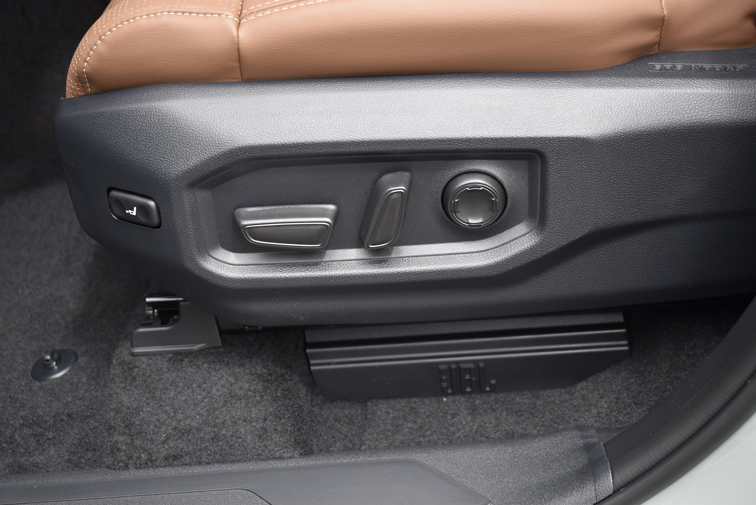 2026 Toyota Tundra 1794 Edition - Photo 12