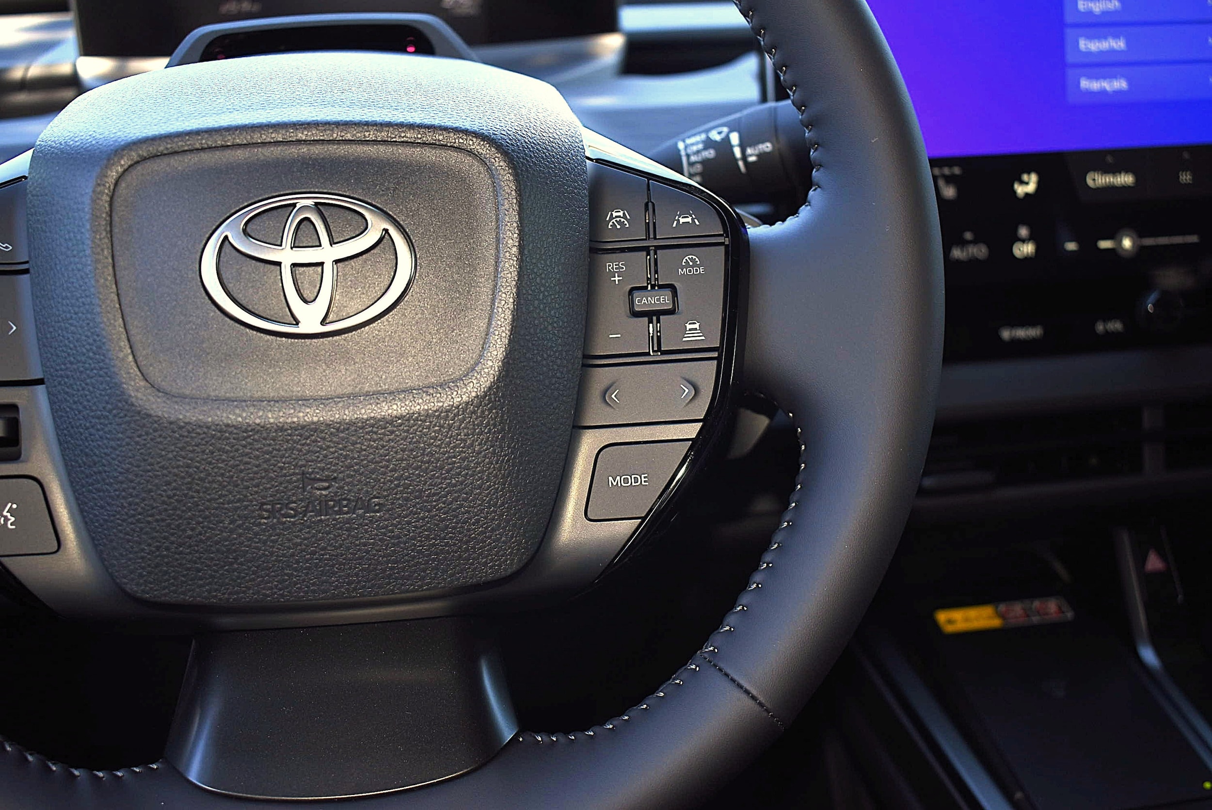 2026 Toyota C-HR XSE - Photo 16