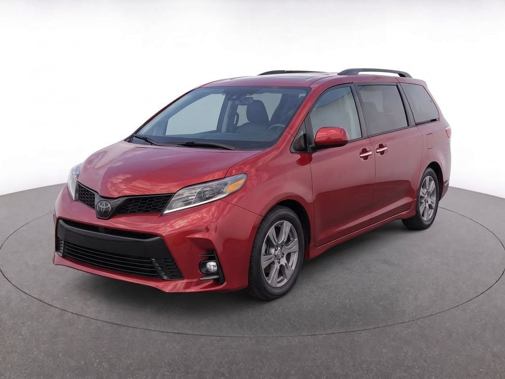 Used 2018 Toyota Sienna SE Premium 8 Passenger Minivan