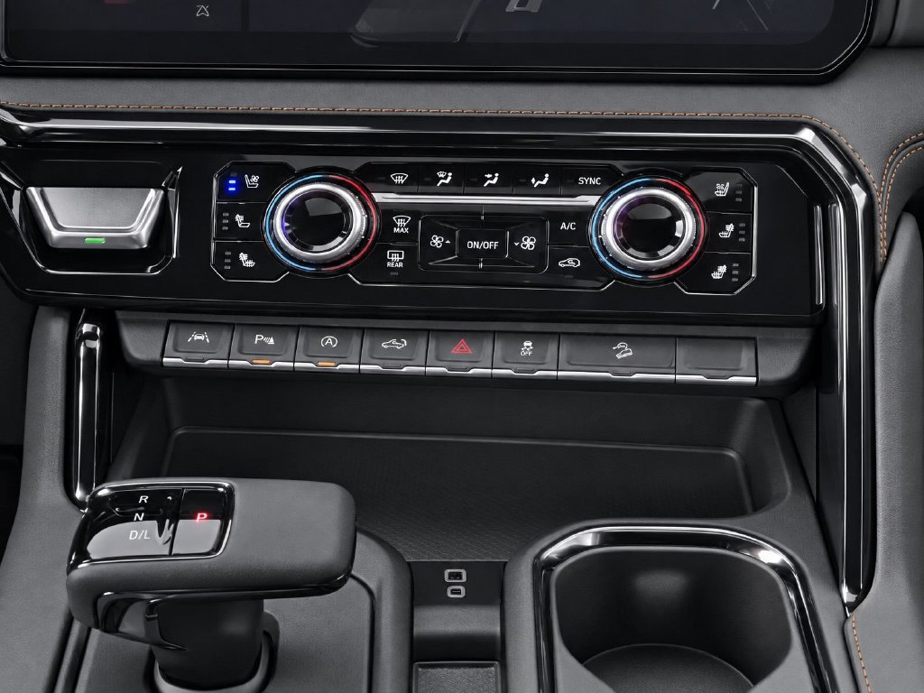 2026 GMC Sierra 1500 AT4 - Photo 12