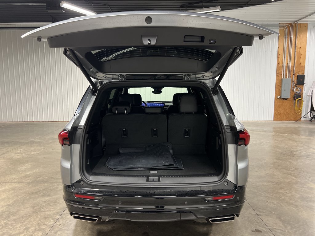 2026 Buick Enclave Sport Touring - Photo 11