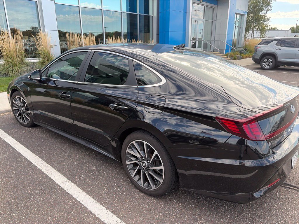 Used 2022 Hyundai Sonata Limited Sedan
