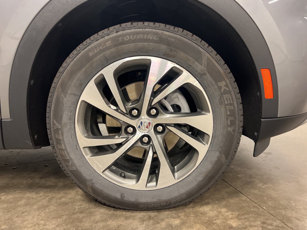 2022 Buick Envision Essence - Photo 20