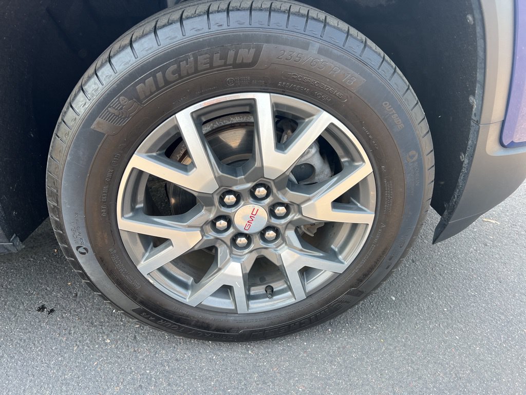 2023 GMC Acadia SLE - Photo 23