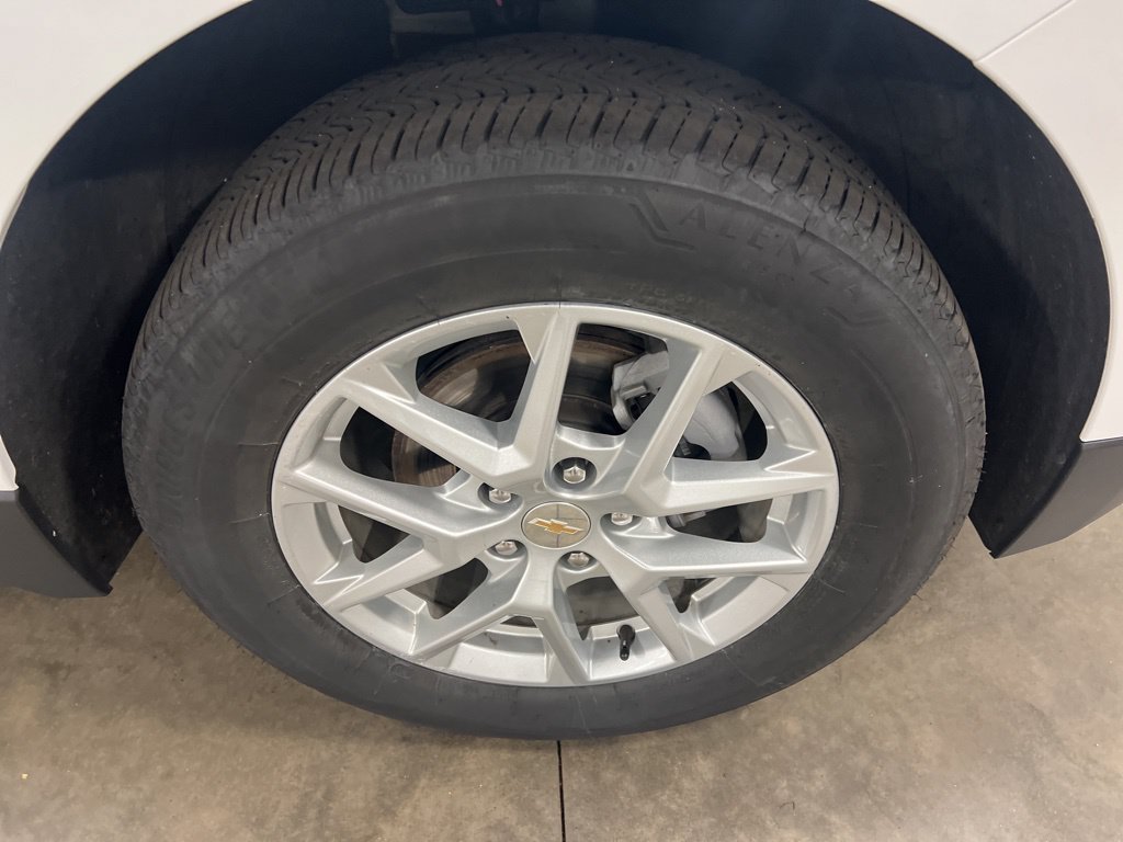 2023 Chevrolet Equinox LT - Photo 17