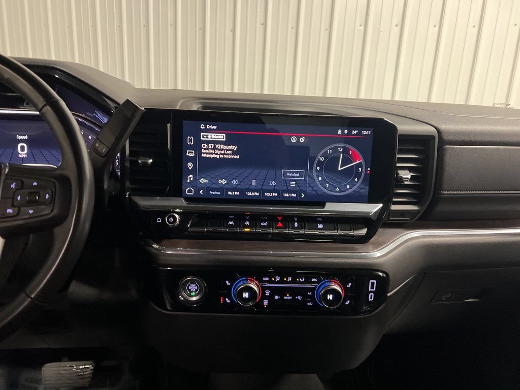 2024 GMC Sierra 1500 SLT - Photo 15